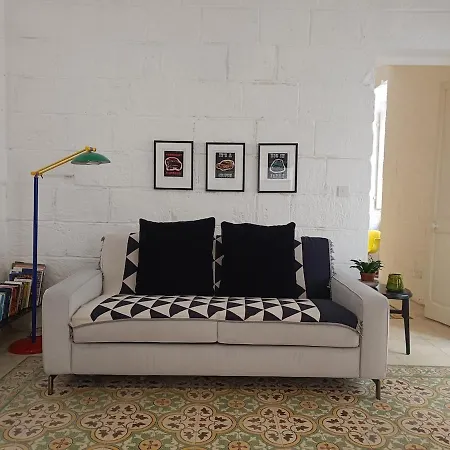 Holiday home Fun 1-bedroom Maisonette In